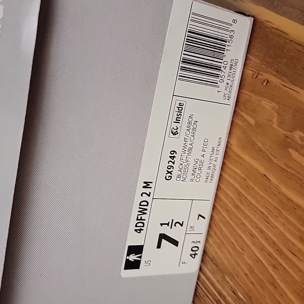 NWB Adidas 4DFWD M7.5/W9 - Picture 3 of 7